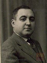 José Yllera González