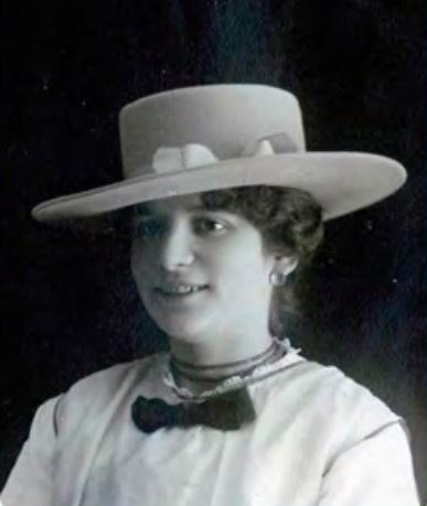 Carmen_Ibáñez_1919