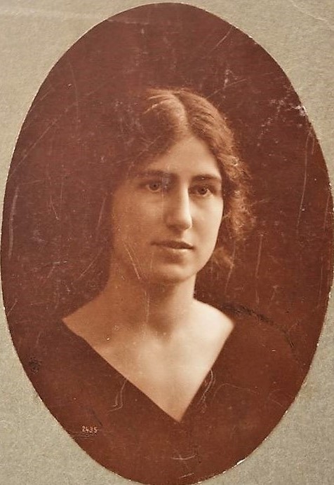 Retrato de Matilde Landa Vaz